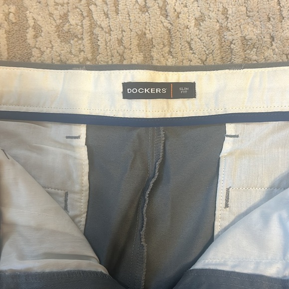 Dockers Slim Fit Gray pants 32x32 - Picture 2 of 3